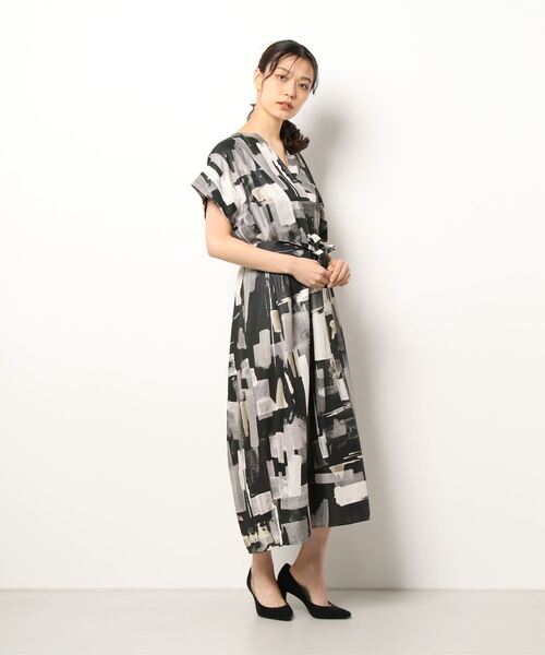 BOSCH（ボッシュ）の「◆ビックペイントプリントワンピース（ワンピース・レディース・ホワイト系その他/ブラック系その他・38/36）」の18枚目の写真