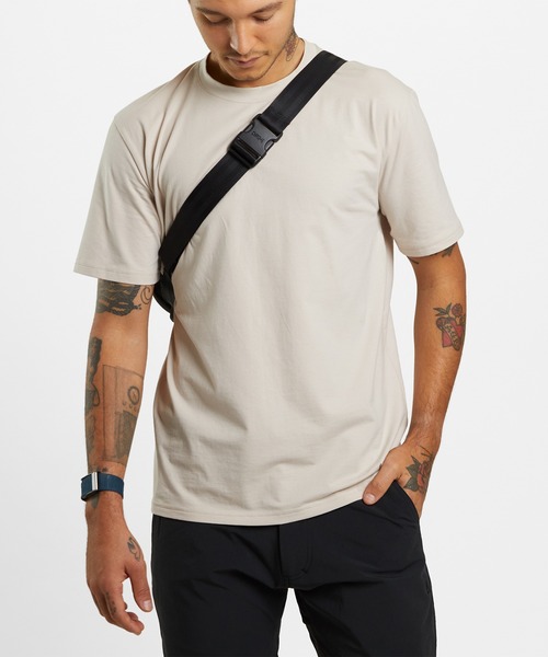 CHROME（クローム）の「［ CHROME / クローム ］DOUBLETRACK FRAME BAG MD / ダブルトラック フレーム バッグ ミディアム 耐水 4L 自転車バッグ ショルダーバッグ（ボディバッグ/ウエストポーチ・メンズ・ブラック/オリーブ・FREE）」の8枚目の写真