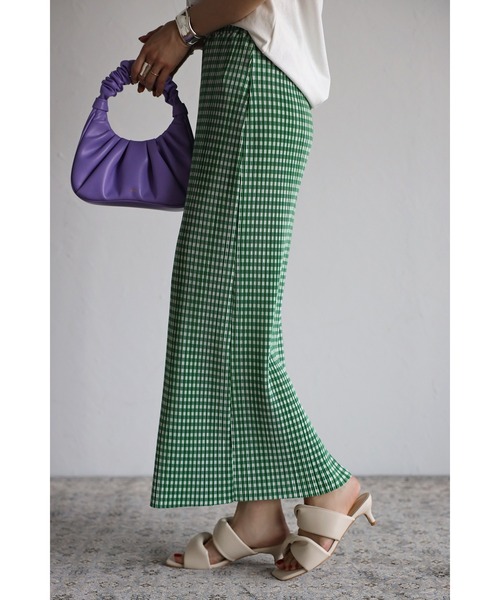 Bonjour Sagan（ボンジュールサガン）の「ギンガムチェック楊柳プリーツスカート（スカート・レディース・ブラック/グリーン・FREE）」の4枚目の写真