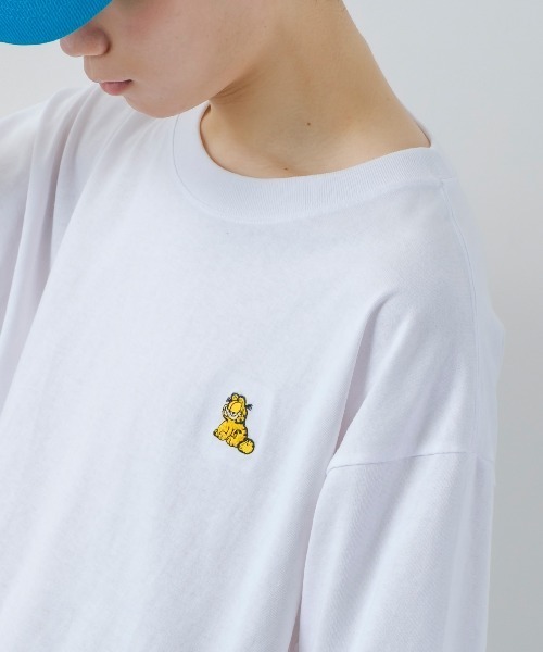B ONE SOUL(ビーワンソウル)の「【Sequence by B ONE SOUL × GARFIELD】バックプリント ワンポイント Tシャツ(Tシャツ/カットソー・メンズ・ホワイト/ブラック/ブルー・LARGE/MEDIUM)」の4枚目の写真