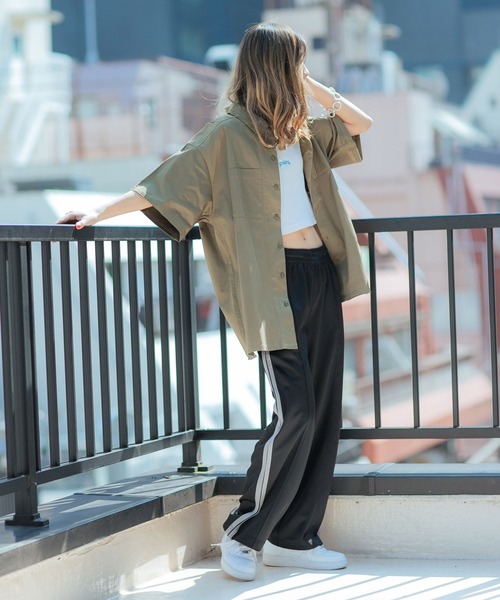 PBLIM(ページボーイリム)の「【PAGEBOYLIM】シシュウワークシャツ(シャツ/ブラウス・レディース・ベージュ/カーキ/ブルー・MEDIUM/LARGE)」の15枚目の写真