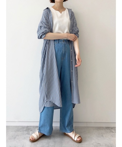 Samansa Mos2 blue（サマンサモスモスブルー）の「【接触冷感】マルチスタイルシャツワンピース（シャツワンピース・レディース・ホワイト/ネイビー/オフホワイト/イエロー/サックスブルー/ブルー/ラベンダー・MEDIUM/LARGE）」の4枚目の写真