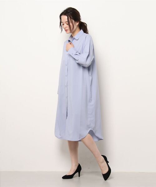 Samansa Mos2 blue（サマンサモスモスブルー）の「【接触冷感】マルチスタイルシャツワンピース（シャツワンピース・レディース・ホワイト/ネイビー/オフホワイト/イエロー/サックスブルー/ブルー/ラベンダー・MEDIUM/LARGE）」の14枚目の写真