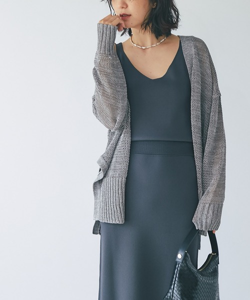 RIVE DROITE(リヴドロワ)の「サイドスリットニットカーディガン(カーディガン/ボレロ・レディース・ブラック/グレー/ベージュ・FREE)」の3枚目の写真