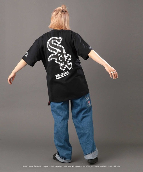 AVIREX（アヴィレックス）の「【MLB×AVIREX】ホワイトソックス Tシャツ/WHITE SOX T-SHIRT  AVIREX/アヴィレックス（Tシャツ/カットソー・レディース・ホワイト/ブラック・MEDIUM/LARGE/XX-LARGE/X-LARGE/SMALL）」の19枚目の写真