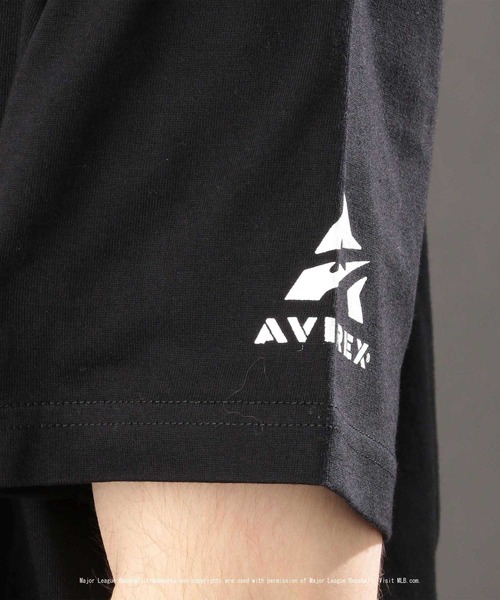 AVIREX（アヴィレックス）の「【MLB×AVIREX】ホワイトソックス Tシャツ/WHITE SOX T-SHIRT  AVIREX/アヴィレックス（Tシャツ/カットソー・レディース・ホワイト/ブラック・MEDIUM/LARGE/XX-LARGE/X-LARGE/SMALL）」の13枚目の写真