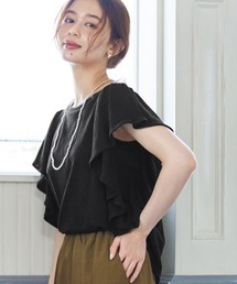 袖フリルトップス