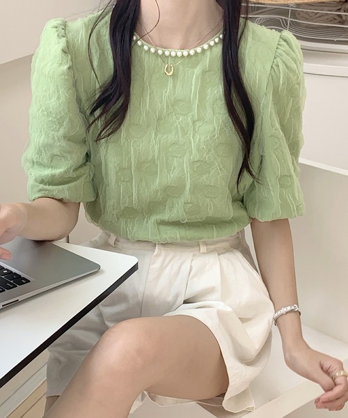 LAFFMO（ラフモ）の「パールネックブラウス（シャツ/ブラウス・レディース・ピンク/ホワイト/グリーン/ベージュ/ブラック・FREE）」の5枚目の写真