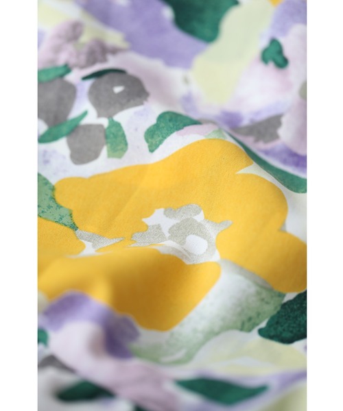 cawaii(カワイイ)の「(ベルト付き)黄色の花咲く一目惚れ水彩画ロングワンピース(ワンピース・レディース・パープル・FREE)」の4枚目の写真