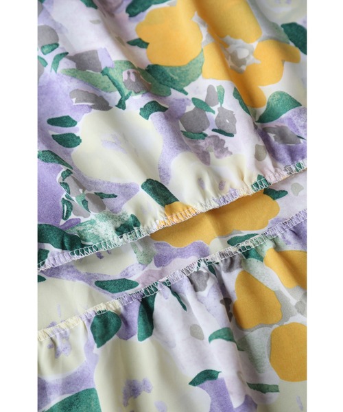 cawaii(カワイイ)の「(ベルト付き)黄色の花咲く一目惚れ水彩画ロングワンピース(ワンピース・レディース・パープル・FREE)」の9枚目の写真