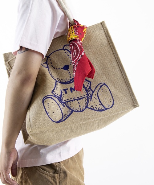 TMT(ティーエムティー)の「NATURAL JUTE BAG(TMT BEAR)(トートバッグ・メンズ・オレンジ/ブラウン/ネイビー・FREE)」の12枚目の写真