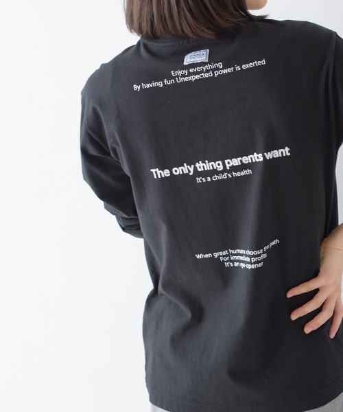 OMNES（オムネス）の「ユニセックス バイオポリウォッシュ 綿100％プリント長袖Tシャツ（Tシャツ/カットソー・レディース・ホワイト/ブラック/ピンクベージュ/チャコール・SMALL/MEDIUM/LARGE/X-LARGE）」の12枚目の写真