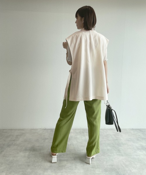 w closet（ダブルクローゼット）の「サイドベルトテーラードジレ（ベスト・レディース・アイボリー/グレイッシュベージュ/ダークベージュ・FREE）」の7枚目の写真