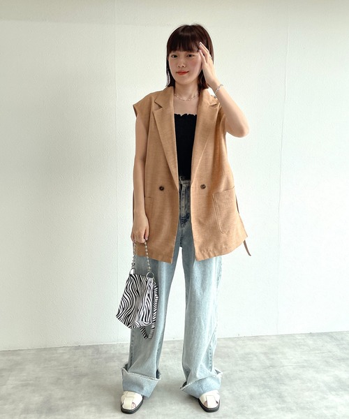 w closet（ダブルクローゼット）の「サイドベルトテーラードジレ（ベスト・レディース・アイボリー/グレイッシュベージュ/ダークベージュ・FREE）」の20枚目の写真