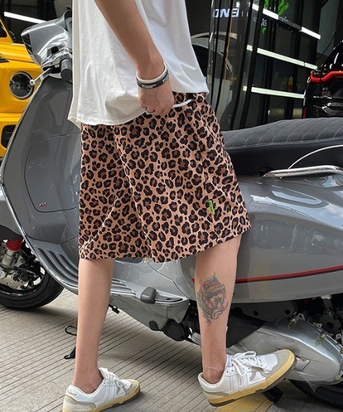 WARAIJOGO(ワライジョウゴ)の「【WARAIJOGO】ヒョウ柄ハーフパンツ/ショートパンツ(NEZ)(その他パンツ・メンズ・チャコールグレー/ブラウン・XX-LARGE)」の11枚目の写真
