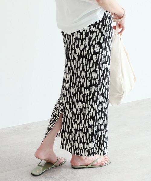 reca（レカ）の「アニマル柄プリントプリーツスカート（スカート・レディース・ブラック/アイボリー/グレー系/ブラック系その他/ブラック系その他2/ベージュ系その他2・FREE）」の9枚目の写真