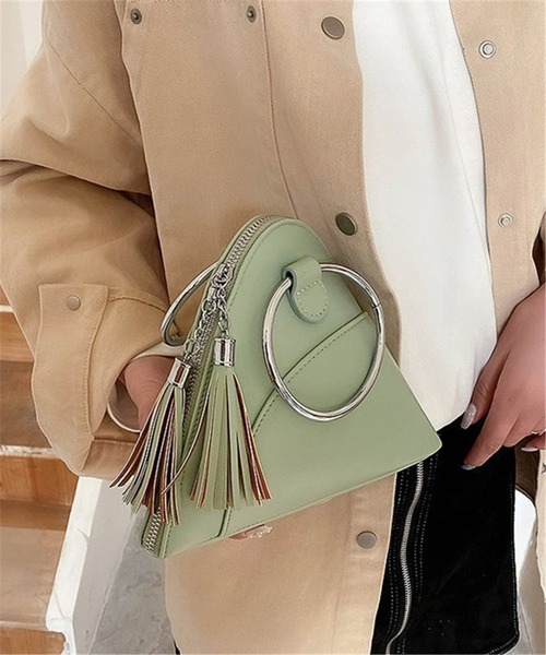 LA VORAGINE（ラ ヴォラジネ）の「リングハンドル　タッセル付　デザインハンドバッグ（ハンドバッグ・レディース・ブラック/ブラウン/ホワイト/グリーン・FREE）」の4枚目の写真