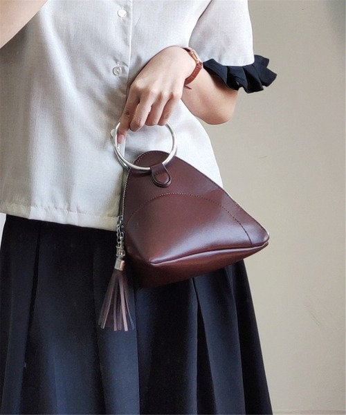 LA VORAGINE（ラ ヴォラジネ）の「リングハンドル　タッセル付　デザインハンドバッグ（ハンドバッグ・レディース・ブラック/ブラウン/ホワイト/グリーン・FREE）」の17枚目の写真