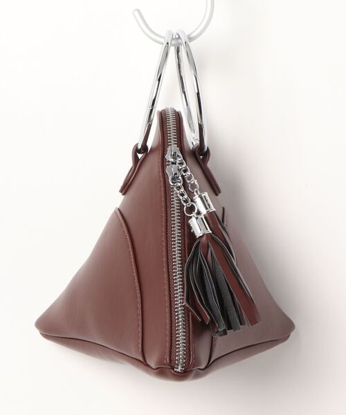 LA VORAGINE（ラ ヴォラジネ）の「リングハンドル　タッセル付　デザインハンドバッグ（ハンドバッグ・レディース・ブラック/ブラウン/ホワイト/グリーン・FREE）」の10枚目の写真
