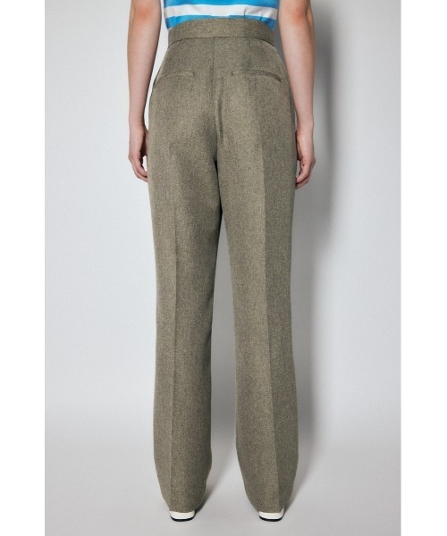 MOUSSY（マウジー）の「STRAIGHT TUCK パンツ（その他パンツ・レディース・カーキ/ベージュ・1/0/2）」の4枚目の写真