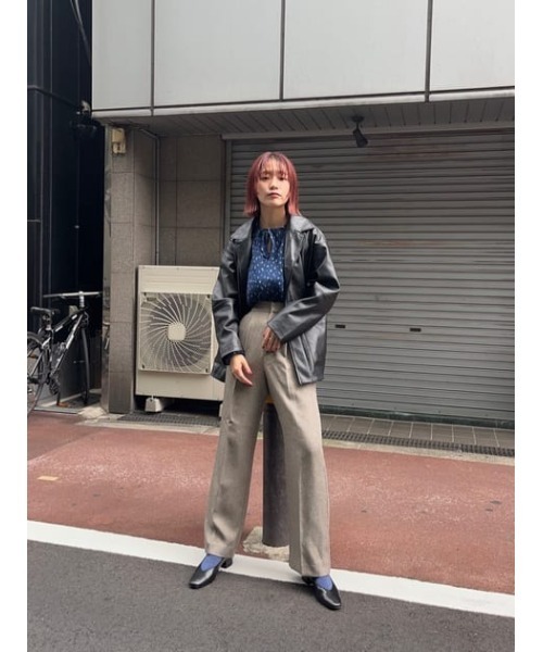 MOUSSY（マウジー）の「STRAIGHT TUCK パンツ（その他パンツ・レディース・カーキ/ベージュ・1/0/2）」の21枚目の写真