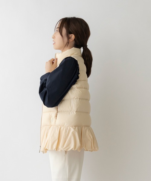 Sono(ソーノ)の「【SONO/ソーノ】フェミニニティダウンベスト(ダウンベスト・レディース・ライトベージュ/ネイビー・1)」の11枚目の写真