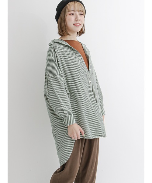 Samansa Mos2(サマンサ モスモス)の「ストライプルーズシャツ(シャツ/ブラウス・レディース・ブラック/ピンク/ブルー/グリーン・フリ-)」の2枚目の写真