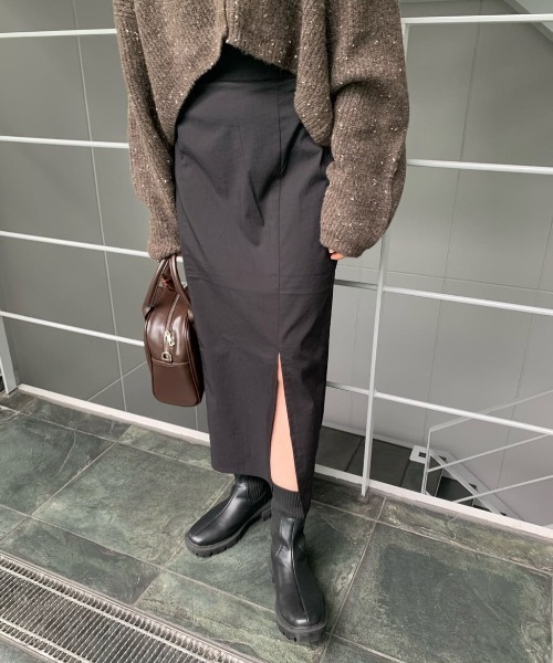 Kastane（カスタネ）の「【サイズ展開あり】スリットIラインスカート（スカート・レディース・ブラック・1/0）」の11枚目の写真