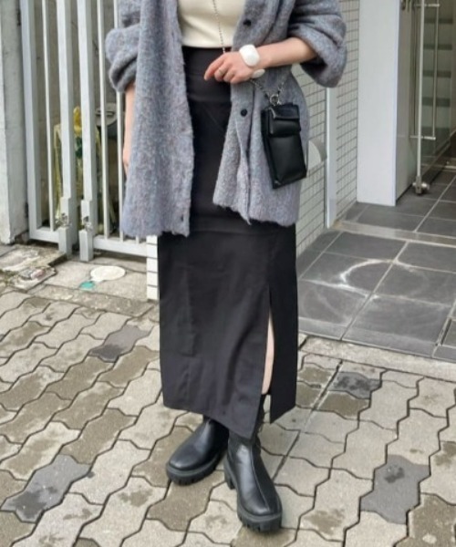 Kastane（カスタネ）の「【サイズ展開あり】スリットIラインスカート（スカート・レディース・ブラック・1/0）」の18枚目の写真