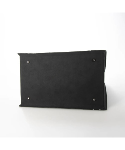 EVOL（イーボル）の「【EVOL】 EVOL ×Yukkoコラボハンドバッグ AT30473（ハンドバッグ・レディース・キャメル/ブラック・FREE）」の5枚目の写真