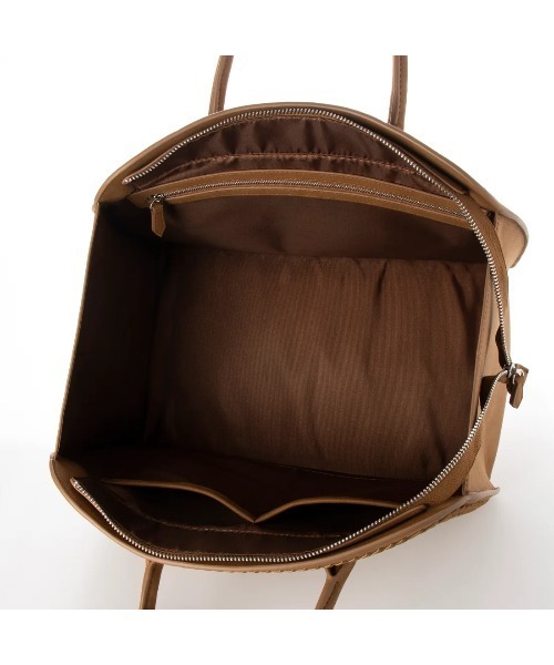 EVOL（イーボル）の「【EVOL】 EVOL ×Yukkoコラボハンドバッグ AT30473（ハンドバッグ・レディース・キャメル/ブラック・FREE）」の11枚目の写真