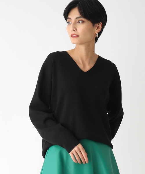 OPAQUE.CLIP（オペークドットクリップ）の「◆シルキーウールMIX Vネックニット【WEB限定カラー】（ニット/セーター・レディース・ブラック/オフホワイト/ダークオレンジ/ベージュ系8/ブルー/イエロー/ダークブラウン・36/38/40/42）」の18枚目の写真