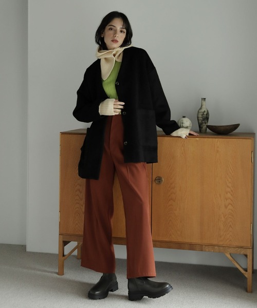 LAKOLE（ラコレ）の「ニットアームウォーマー / 353600（アームカバー・レディース・ブラウン/グレー/オフホワイト/カーキ・FREE）」の16枚目の写真