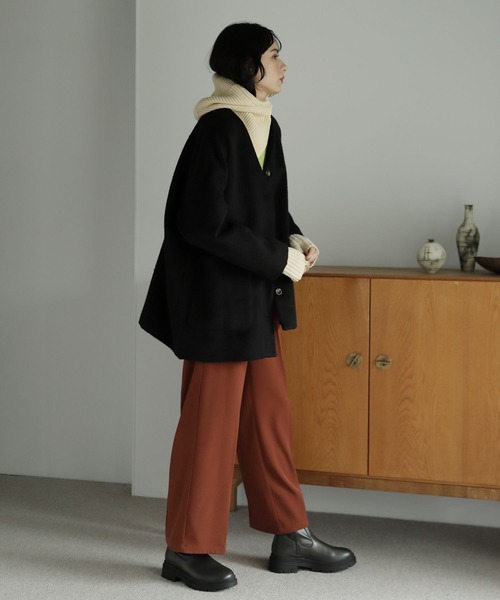 LAKOLE（ラコレ）の「ニットアームウォーマー / 353600（アームカバー・レディース・ブラウン/グレー/オフホワイト/カーキ・FREE）」の17枚目の写真