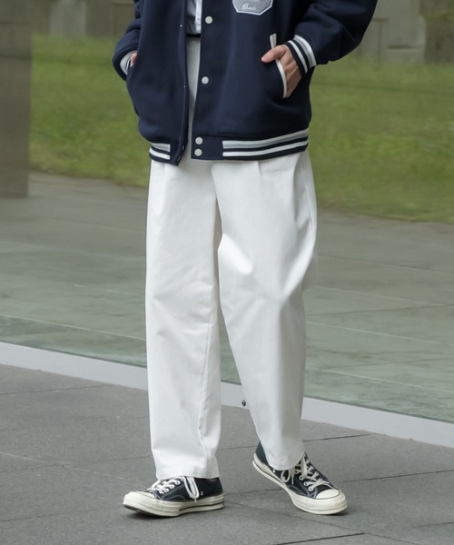 ONCILY（オンシェリー）の「TWILL TUCK BALLOON PANTS / ツイルタックバルーンパンツ（その他パンツ・メンズ・オフホワイト/ネイビー・SMALL/MEDIUM/LARGE）」の21枚目の写真