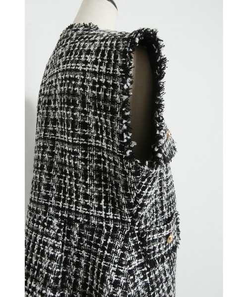 &. NOSTALGIA（アンドドットノスタルジア）の「【石井亜美さんコラボ】ツイードペプラムジレ（ベスト・レディース・ブラック・FREE）」の20枚目の写真