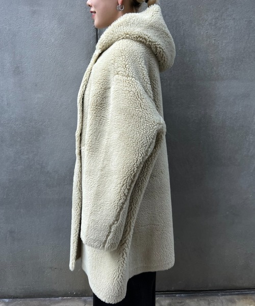 CIAOPANIC（チャオパニック）の「リバーシブルフェイクボアコート（ムートンコート・レディース・レモンイエロー/チャコールグレー・FREE）」の19枚目の写真