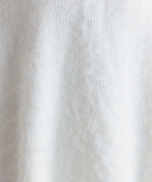 mysty woman（ミスティウーマン）の「ふわ軽シャギーニット　173984（ニット/セーター・レディース・ホワイト/ライトグレー/ブルー/モカ・FREE）」の6枚目の写真