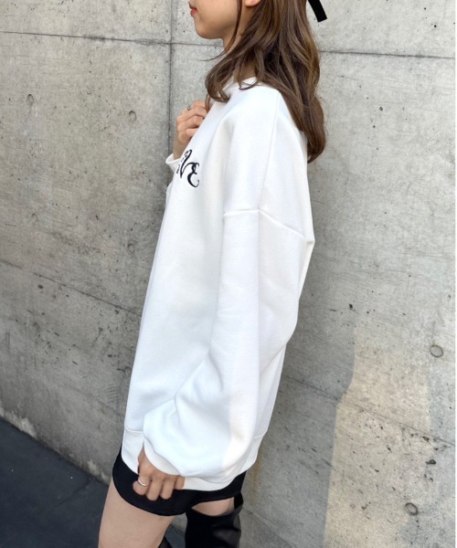 OLIVE des OLIVE（オリーブデオリーブ）の「ワンポイント刺繍チュニックスウェット（スウェット・レディース・オートミール/オフホワイト/ブラック・FREE）」の8枚目の写真