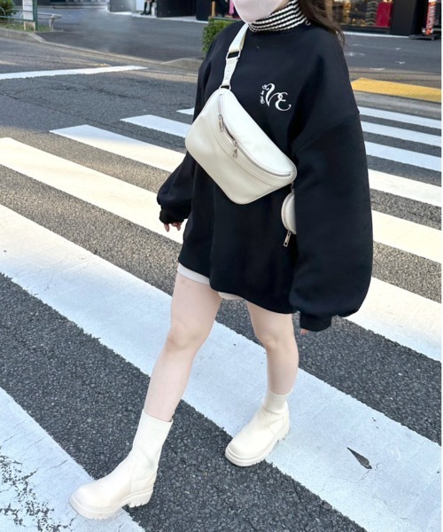 OLIVE des OLIVE（オリーブデオリーブ）の「ワンポイント刺繍チュニックスウェット（スウェット・レディース・オートミール/オフホワイト/ブラック・FREE）」の21枚目の写真