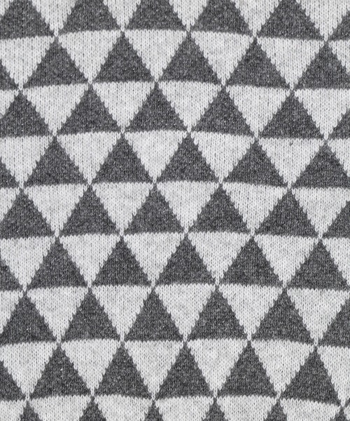 Figments（フィグメンツ）の「トライアングル柄セーター（ニット/セーター・レディース・ブラック/ブラウン・FREE）」の5枚目の写真