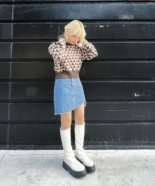 Figments（フィグメンツ）の「トライアングル柄セーター（ニット/セーター・レディース・ブラック/ブラウン・FREE）」の4枚目の写真