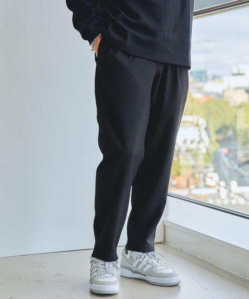 green label relaxing（グリーンレーベルリラクシング）の「ヘザーエステル 2プリーツ ユーティリティーパンツ テーパード 9分丈 -ストレッチ・防シワ-（その他パンツ・メンズ・グレー/ブラック/ネイビー・L/M/S/XL）」の2枚目の写真