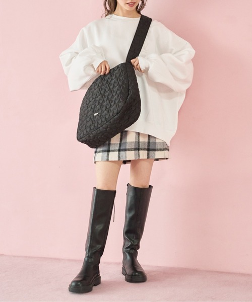 OLIVE des OLIVE（オリーブデオリーブ）の「裏起毛チュニックプルオーバー（スウェット・レディース・オフホワイト/スミクロ/トップグレー・FREE）」の8枚目の写真