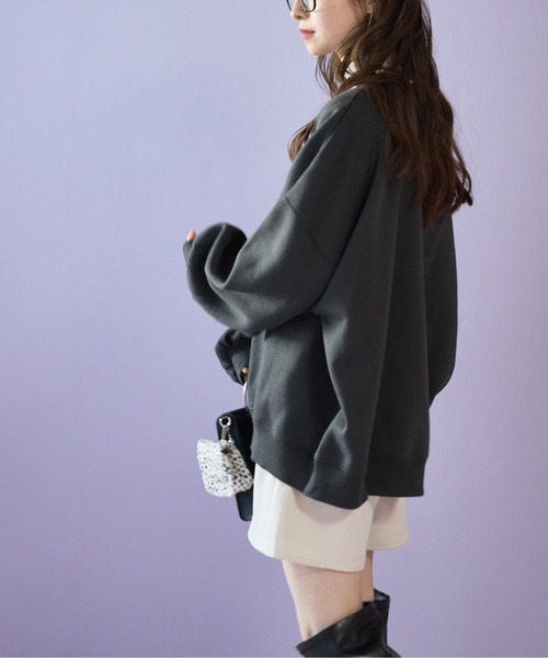 OLIVE des OLIVE（オリーブデオリーブ）の「裏起毛チュニックプルオーバー（スウェット・レディース・オフホワイト/スミクロ/トップグレー・FREE）」の5枚目の写真