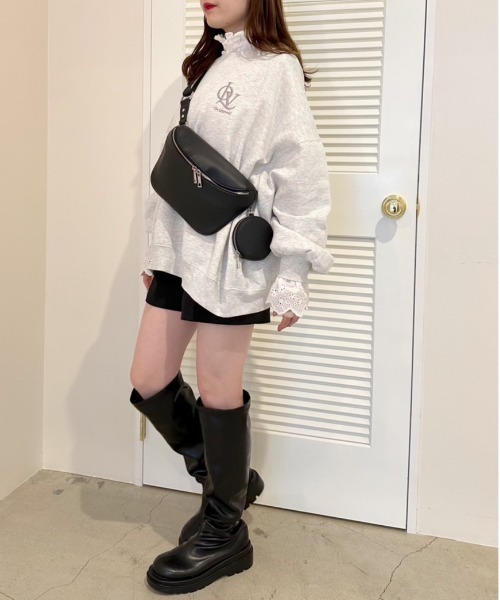 OLIVE des OLIVE（オリーブデオリーブ）の「裏起毛チュニックプルオーバー（スウェット・レディース・オフホワイト/スミクロ/トップグレー・FREE）」の9枚目の写真