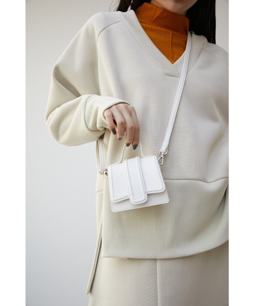 AZUL by moussy（アズールバイマウジー）の「WALLET MINI BAG（ハンドバッグ・レディース・ブラック/イエロー/アイボリー/シルバー系その他・FREE）」の2枚目の写真