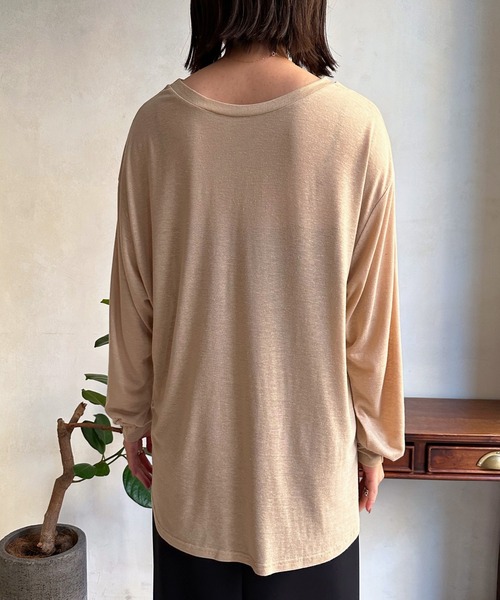 DouDou（ドゥドゥ）の「MAINE シアーロゴTEE（Tシャツ/カットソー・レディース・ベージュ/チャコールグレー/オフホワイト・FREE）」の7枚目の写真