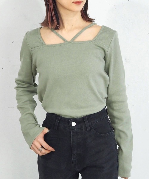 tiptop（ティップトップ）の「【2023AW新色登場】テレコホルタープルオーバー（Tシャツ/カットソー・レディース・グリーン/ブラック/オフホワイト/チャコールグレー/A・FREE）」の4枚目の写真