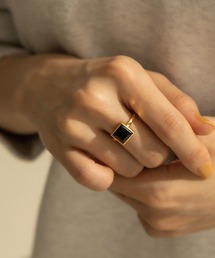 SMELLY | SMELLY so’　square stone ring(リング)